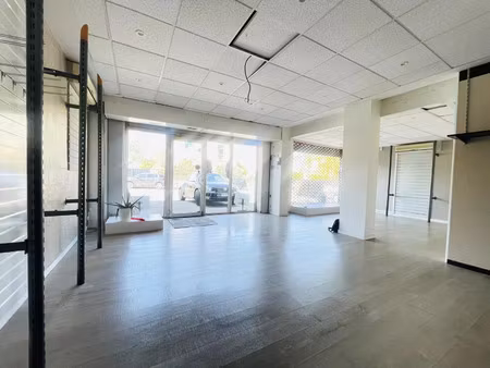 location fonds de commerce 3 pièces 95 m2 à pessac