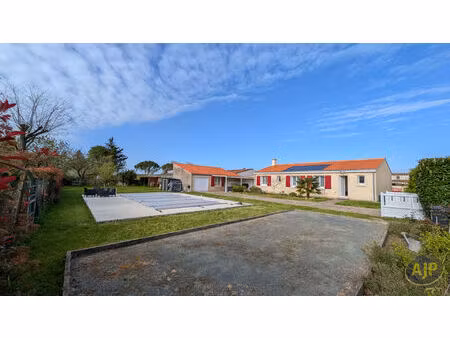 maison champagne les marais 5 pièce(s) 114 m2