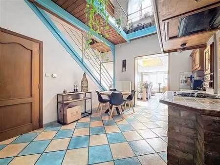 maison 3 façades située à montignies-sur-sambre