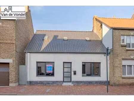 maison entièrement rénovée avec jardin plein sud à adinkerke