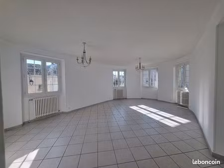 appartement 3 pièces 105 m²