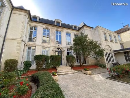 appartement 2 pièces 93 m²