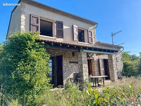 maison 5 pièces 140 m²