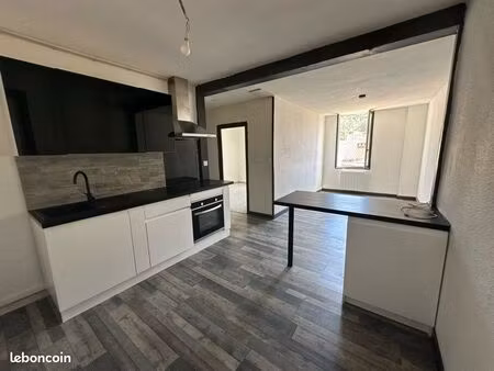 t3 face au parc avec véranda