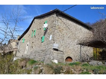 vente | corps de ferme | 266 m² | saint-genest-lachamp | expo sud-est/sud-ouest | terrasse