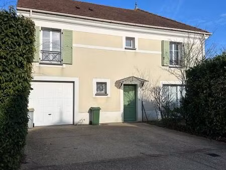 maison 5 pièces 115 m²