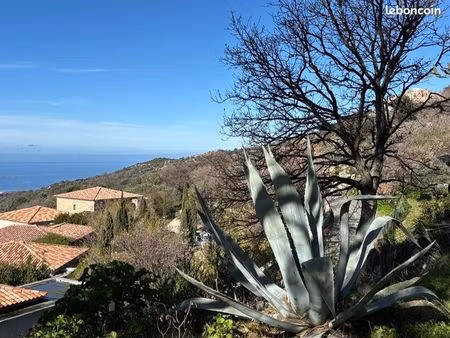 superbe terrain vue mer