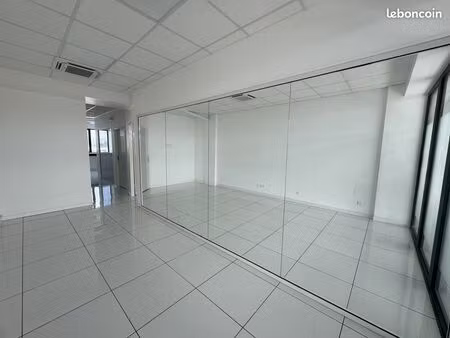 location pro | bureaux | 128 m² | baie-mahault