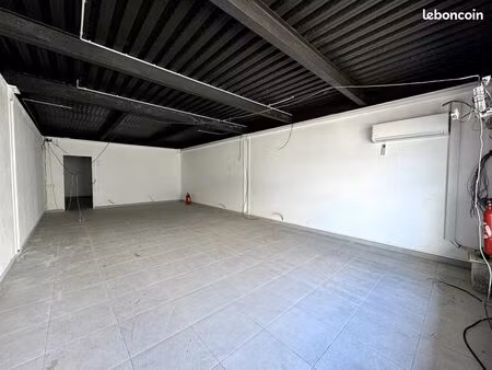location pro | local activité | 72 m² | baie-mahault