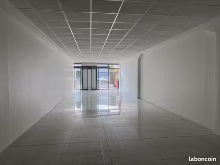 location pro | local commercial | 100 m² | baie-mahault