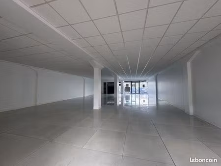 location pro | bureaux | 200 m² | baie-mahault