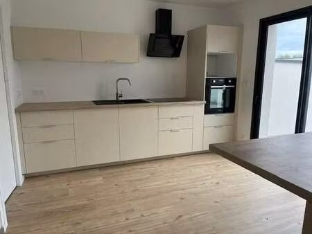 vente maison bord de mer à montreuil-le-gast (35520) : à vendre bord de mer / 135m² montre