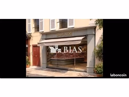 boucherie  charcuterie 40 m² arpajon