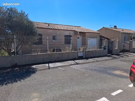 maison 100m2   terrain 450m2  piscine