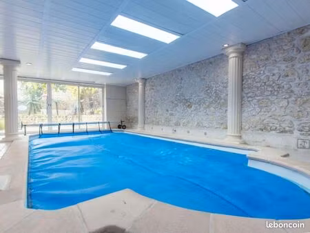 vente pro (murs) | immeuble | 4ch | 373 m² | étampes | terrasse · jardin · piscine