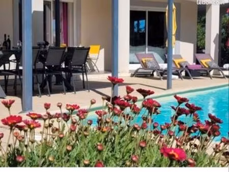 grande villa lumineuse  18km de carcassonne