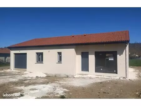 pavillon 4 pièces 90 m²