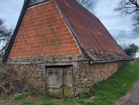 ancienne étable avec grange