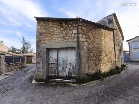 maison 1 pièce 65 m²