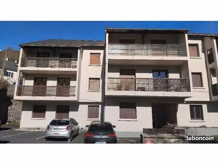 appartement 65 m² murat