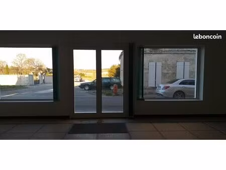 local commercial a louer