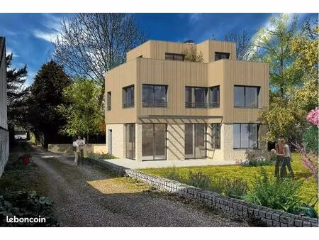 terrain constructible avec pc purgé à sèvres 92