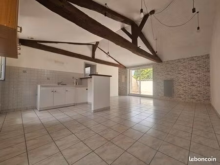 bel appartement centre de jonzac