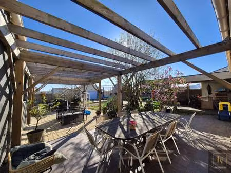 vente maison piscine à paimboeuf (44560) : à vendre piscine / 208m² paimboeuf