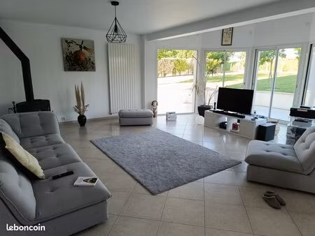 maison 6 pièces 180 m² avec s/s total