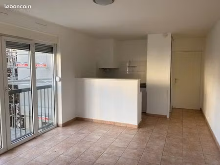 t1 de 32.28 m² à bourg-la-reine - avenue du général leclerc 92140