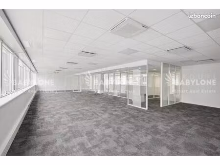 bureau 581 m²