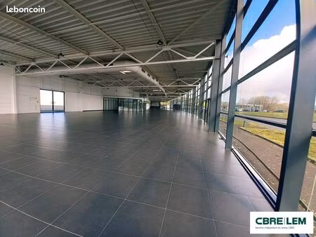 local commercial 3313 m² mondeville