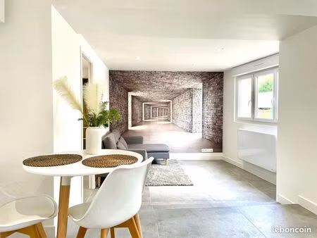 beau t2 lumineux - proche caen et ifs - disponible