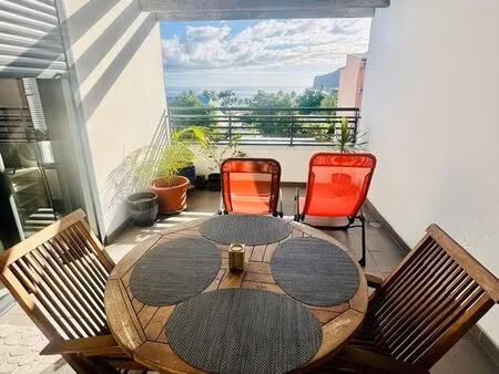 a vendre appartement grand t2 vue sur mer