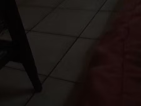 urgent recherchons maisonnette