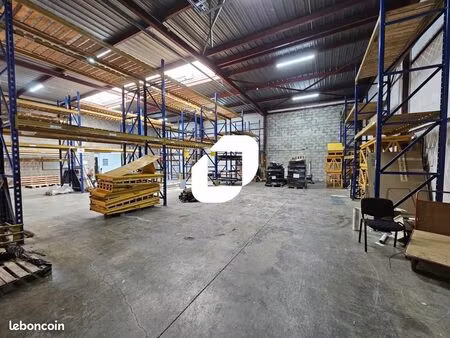 local bureaux 627 m²