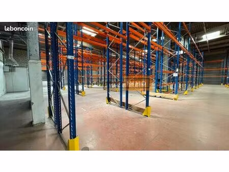 local industriel 2 608 m²