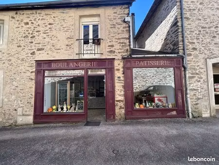 inconnu 200 m² les trois-saints