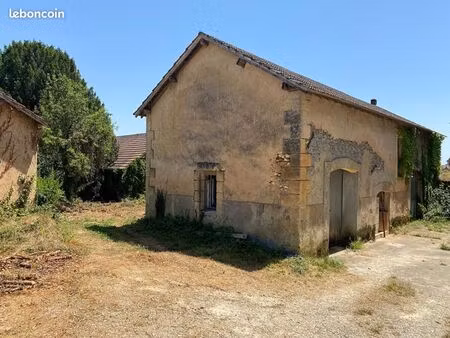 maison 3 pièces 150 m²