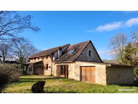 ensemble de 2 maisons avec garage et dépendances