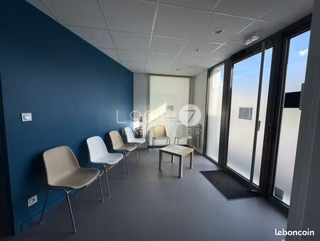 local commercial 68 m² tréméven