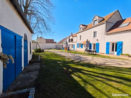 maison/propriété familiale 337m2