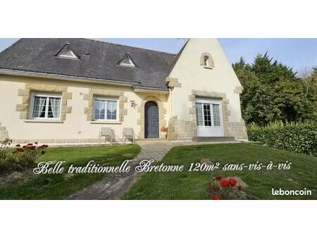 maison traditionnelle sur sous sol total 4 chambres
