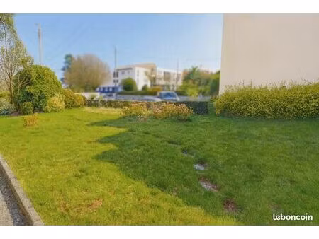 terrain 308 m² guipavas