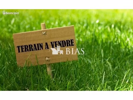 terrain 982 m² la pyle