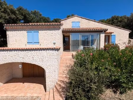 maison provençale avec piscine