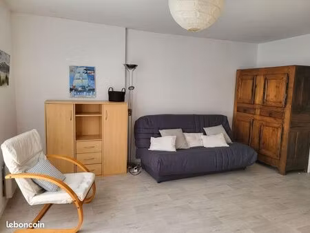 studio 1 pièce 30 m²