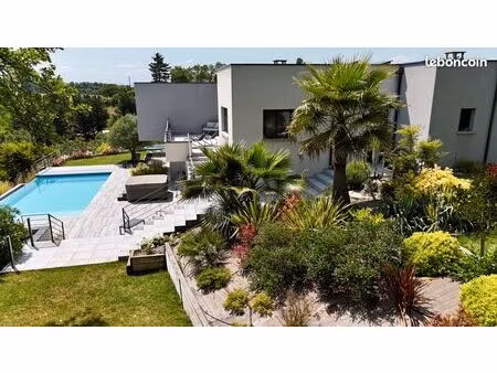 propriété d’exception avec vue panoramique sur le vercors