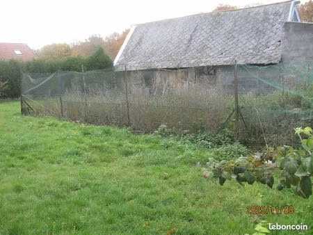 terrain a batir avec batiments