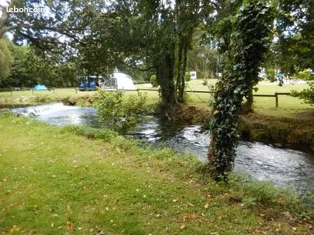 atypique terrain constructible + bois de 5000 m2